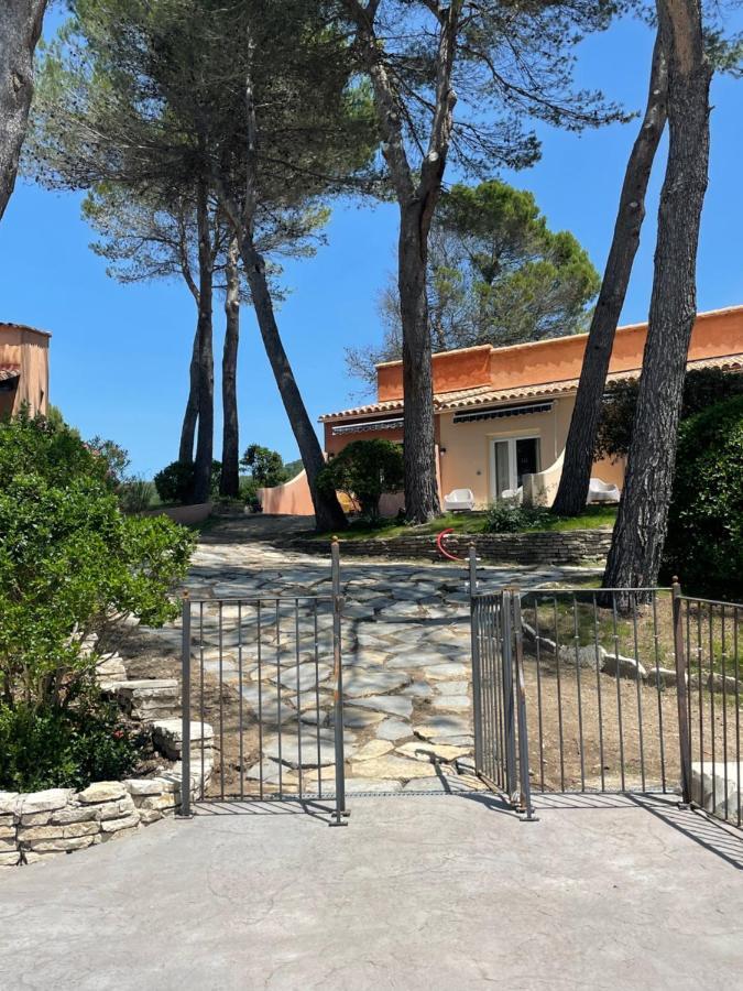 Hotel La Pinede Saint-Marcellin-lès-Vaison Exterior foto